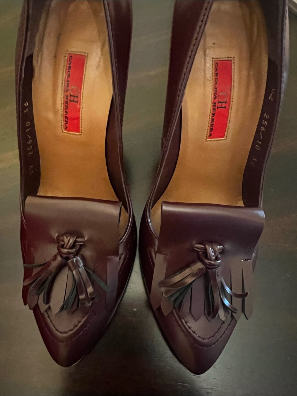 Carolina Herrera Burgundy Brown Leather Stiletto Pumps with Tassels, size 6 / 36